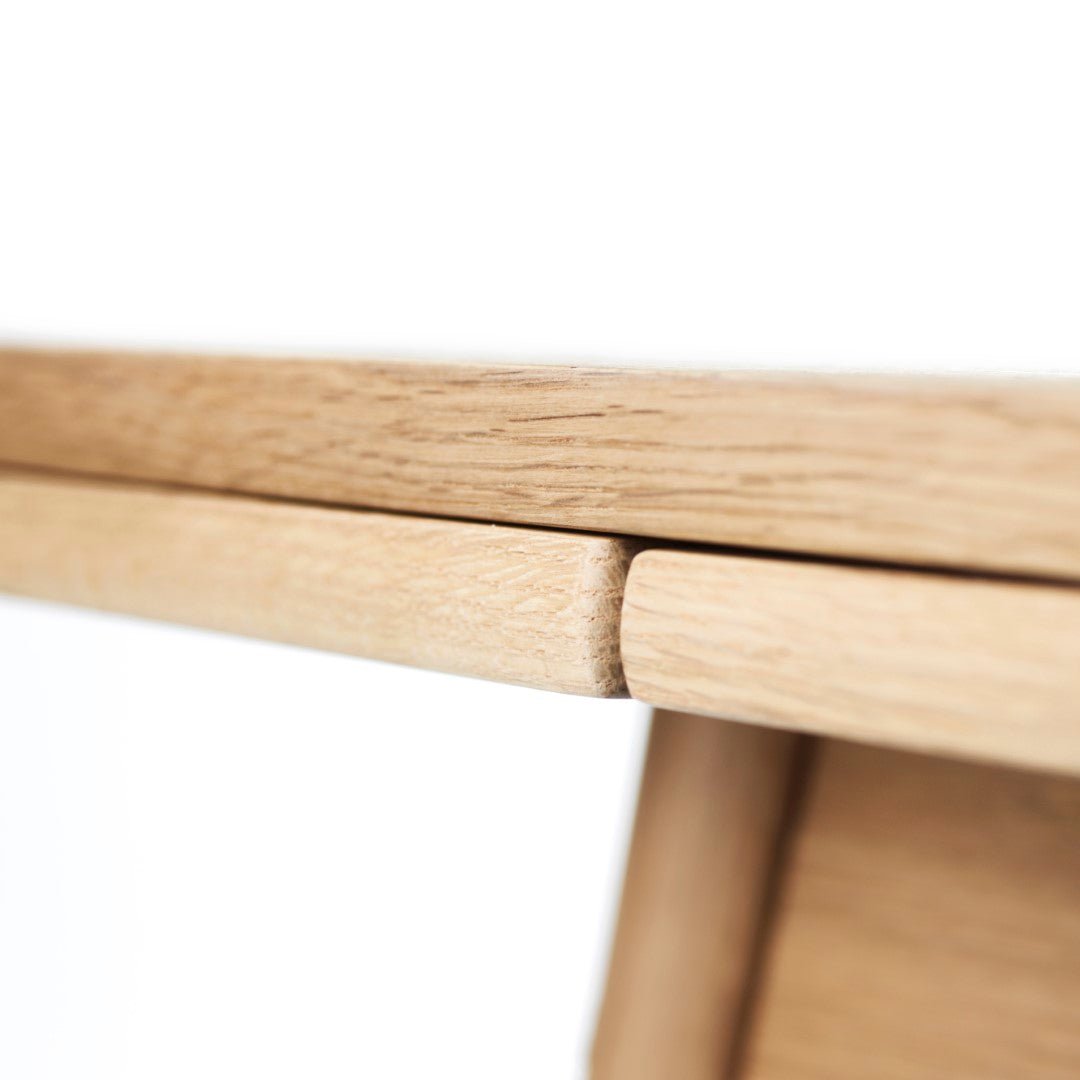 C35AH - Dining table w/Dutch extract - Oak