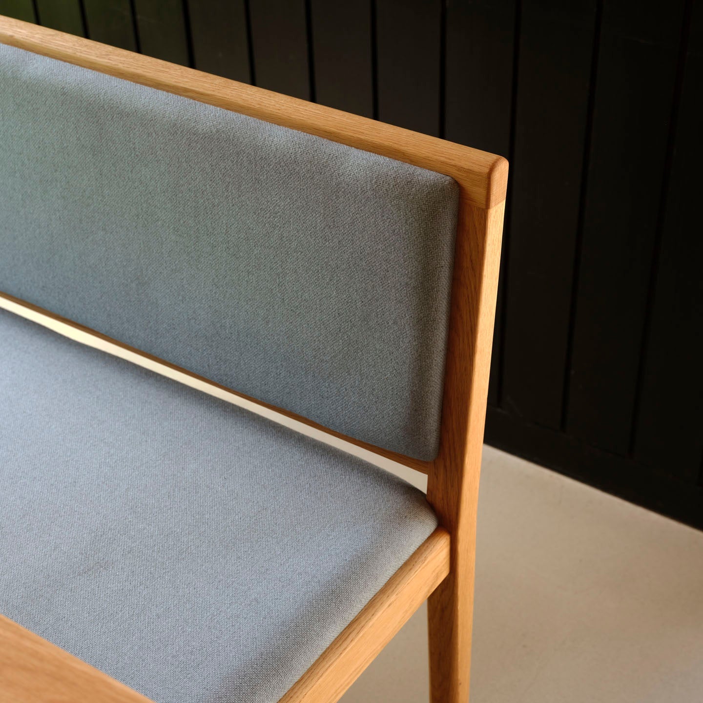 J176 Sønderborg - Bænk - Eg - Ploegwool - Blue