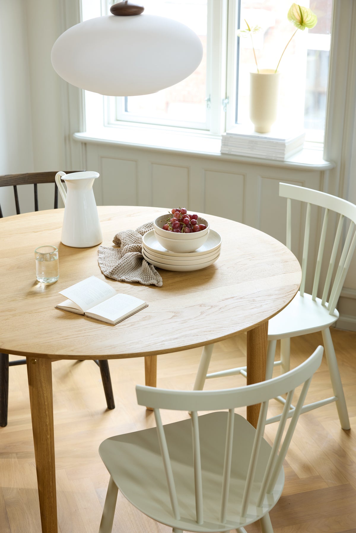 J46 - Chair - Beech - Roots - Lifestyle 3