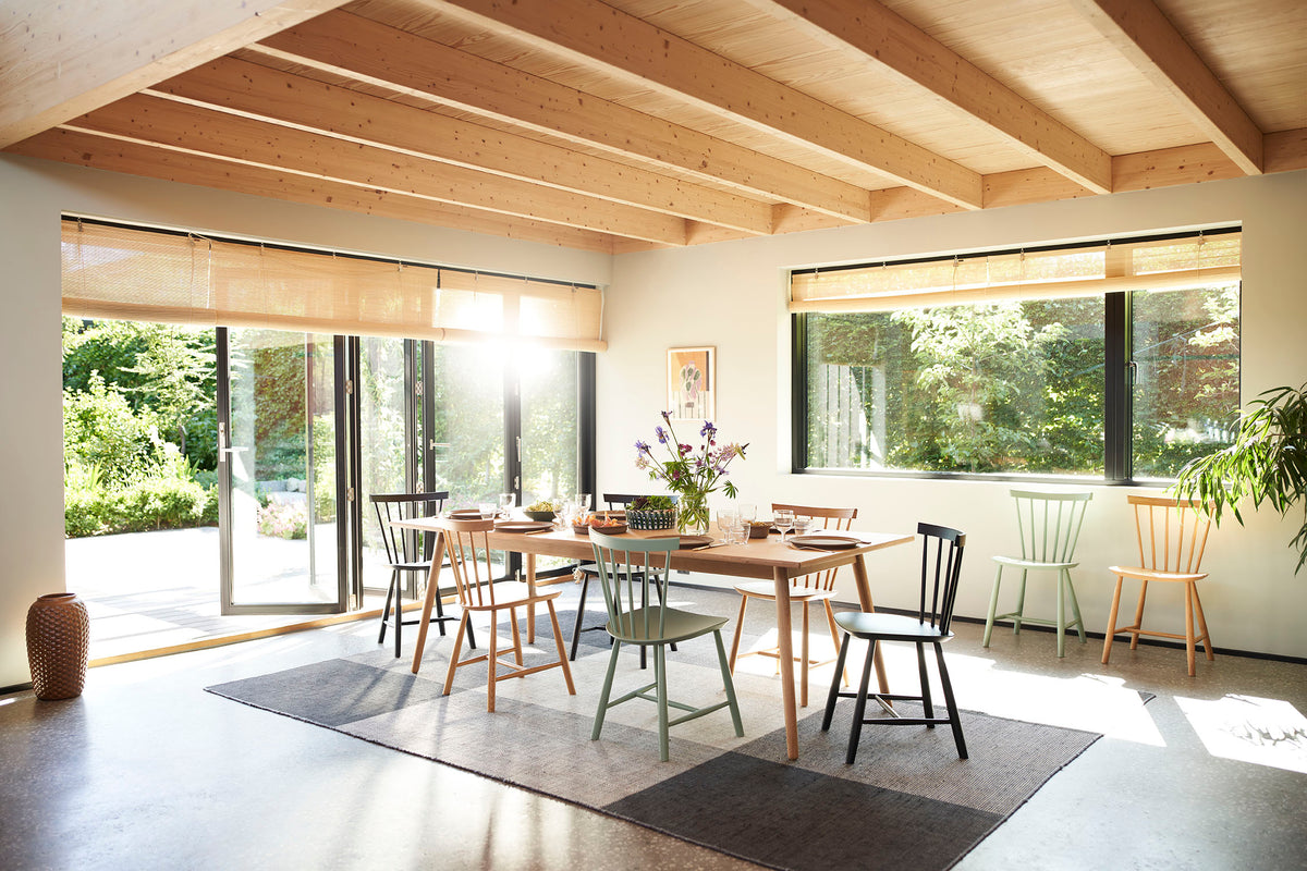 J46 - Stol - Bøg - Dusty Green - Lifestyle 1