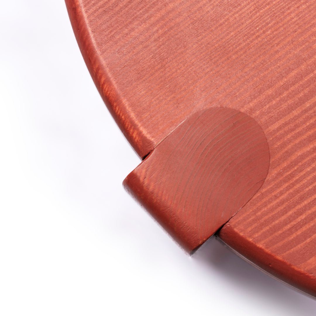 D108 Ragnesminde Sidebord Fyr Carmine Red af Katrine Sander - Close-up