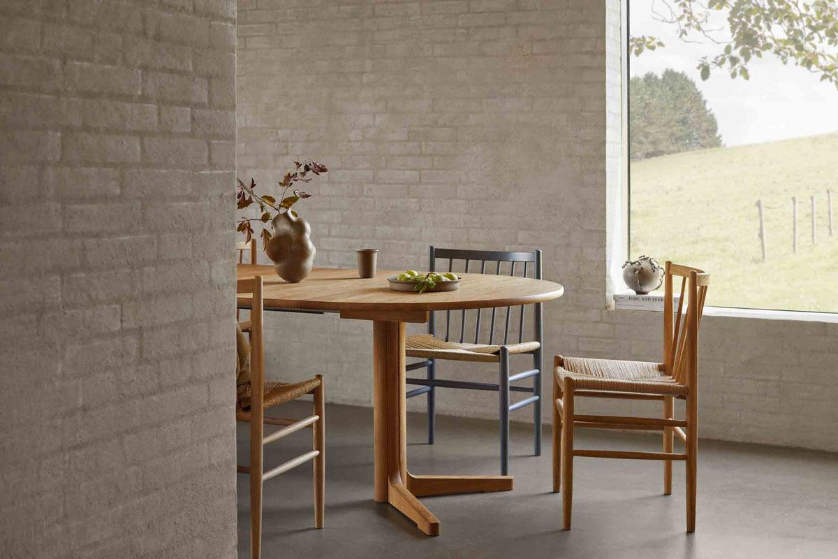 J80 - Chair - Oak - Oiled - Lifestyle 1