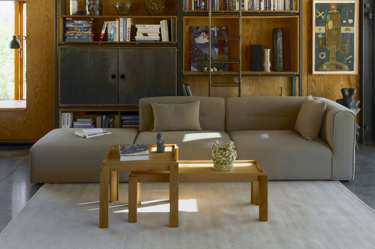 L44 Mols sofa designet af Laura Bilde og Kalø sofaborde designet af Laura Bilde - Lifestyle 2