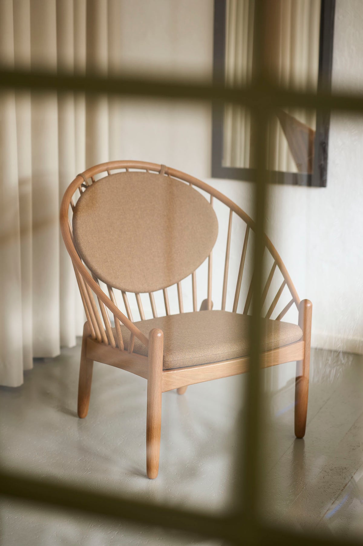 J166 Jørna - Chair - Smoked oak - Brown - Lifestyle 1