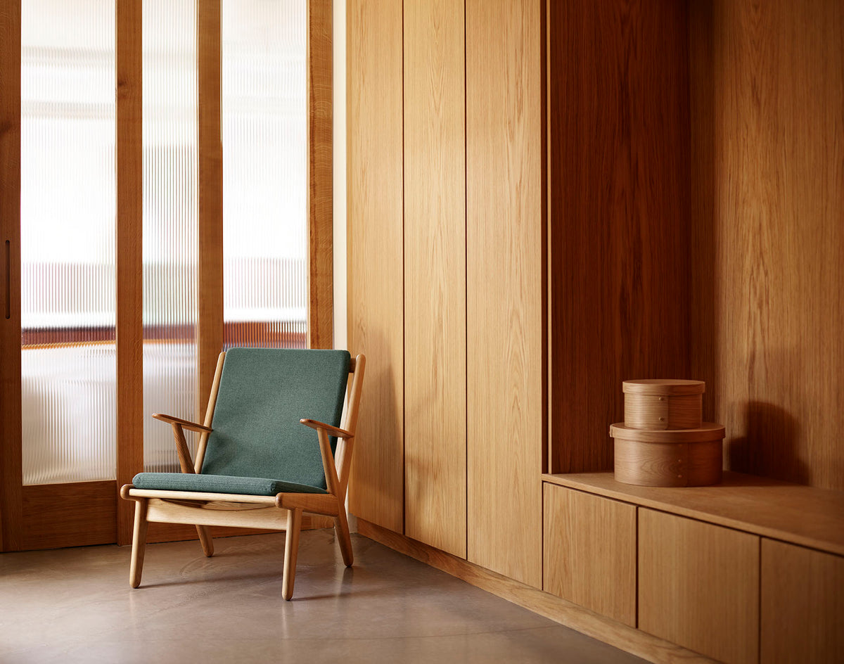 J53 - Armchair - Oak - Green - Lifestyle 1