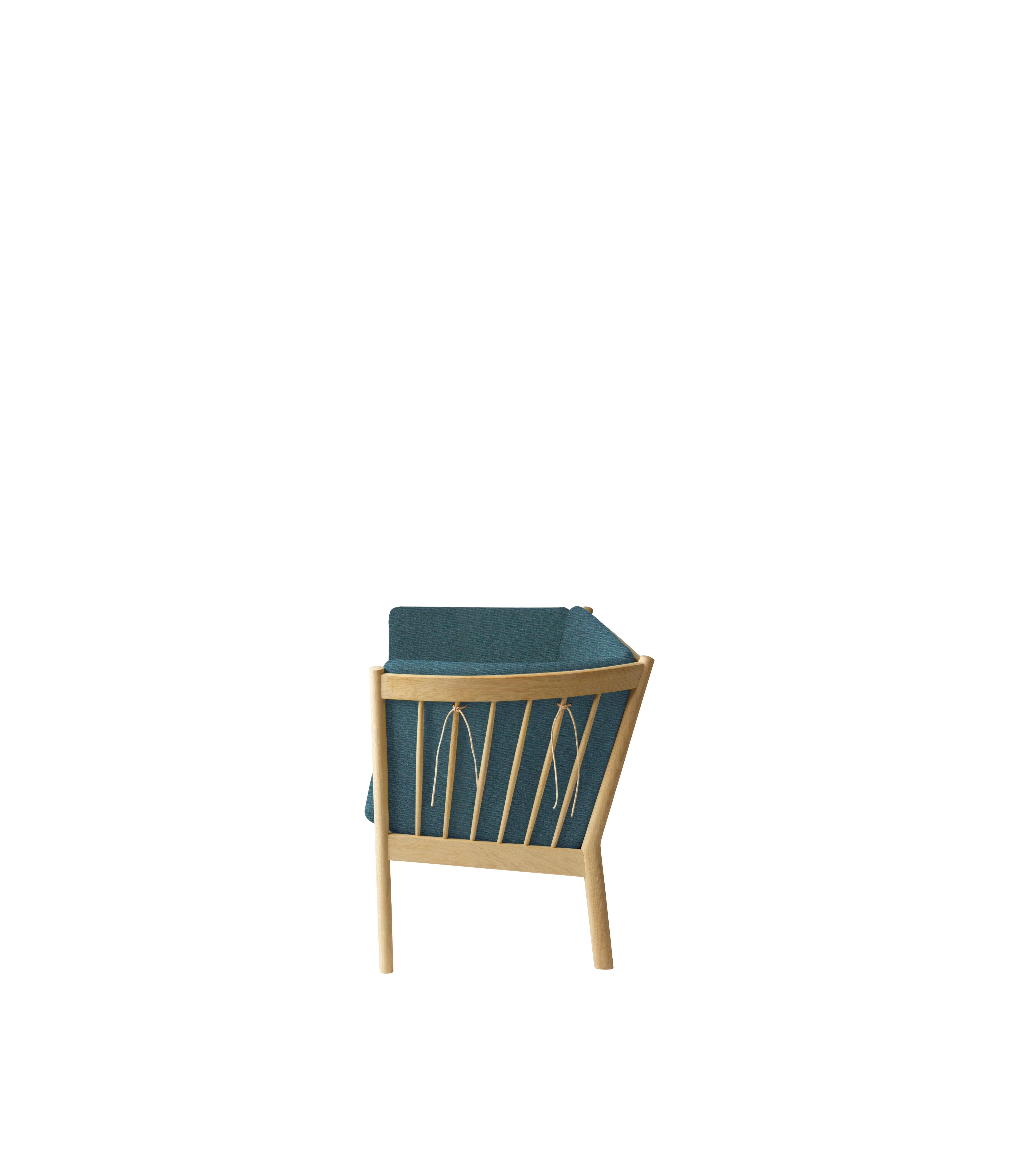 J149 3 personers sofa i Eg Green af Erik Ole Jørgensen