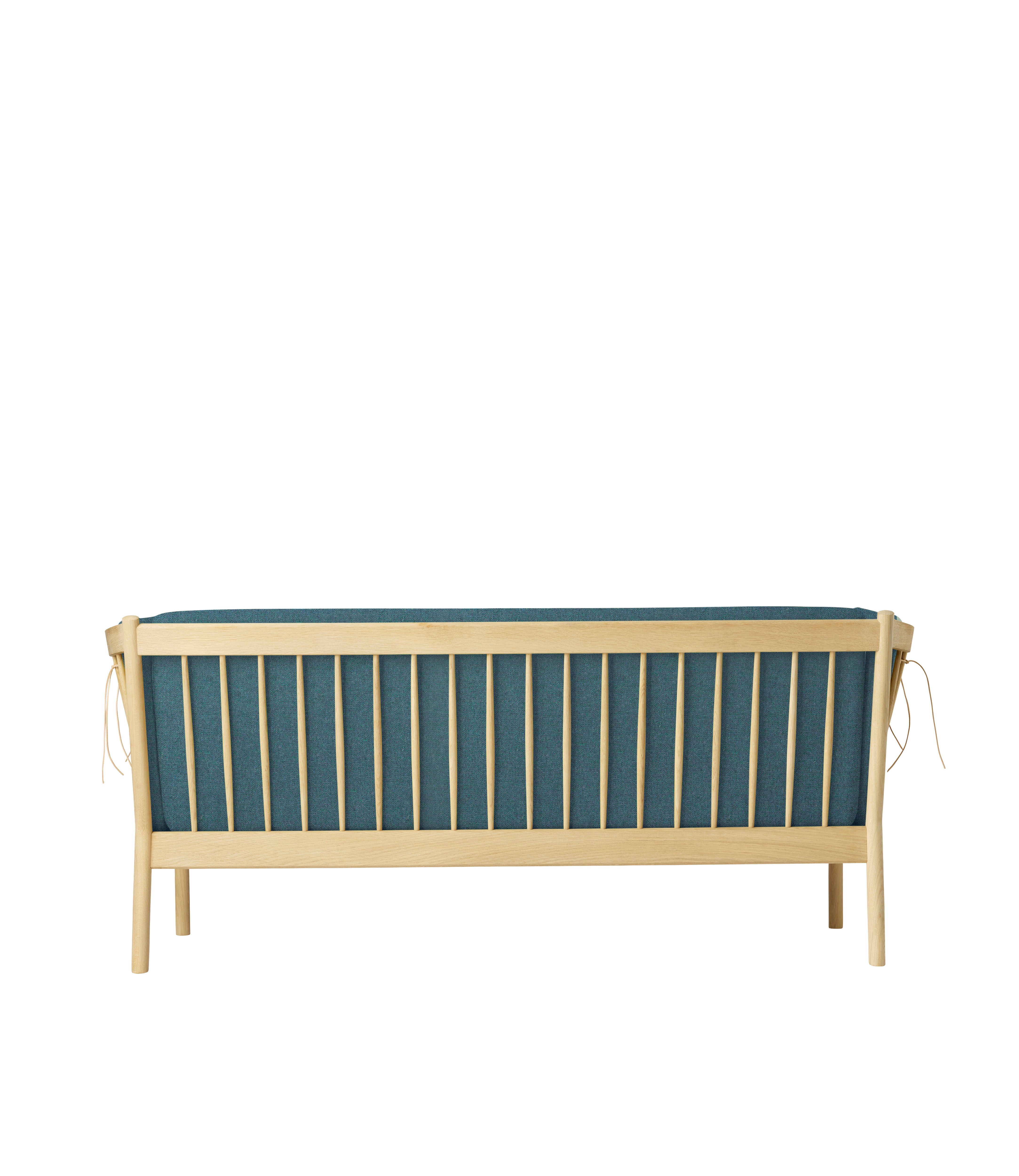 J149 3 personers sofa i Eg Green af Erik Ole Jørgensen