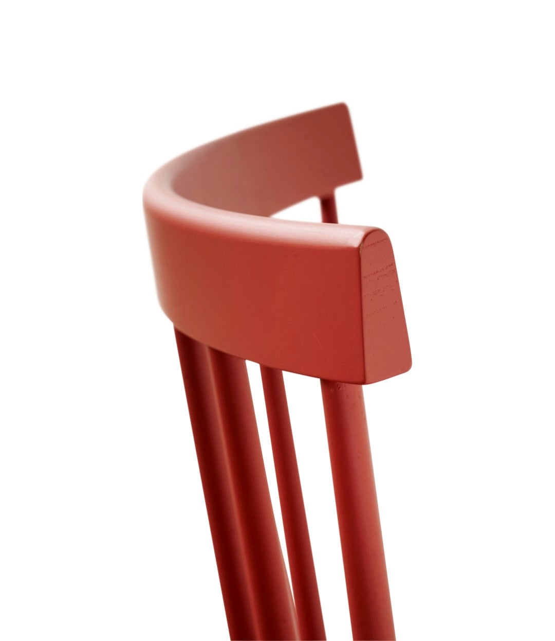 J46 Stol i Bøg Coral Red af Poul M. Volther
