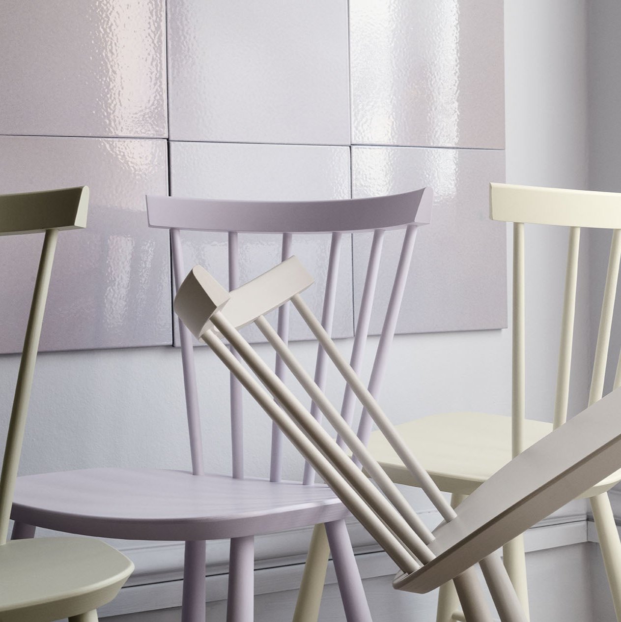 J46 Stol i Bøg Violet Hair af Poul M. Volther - Detalje